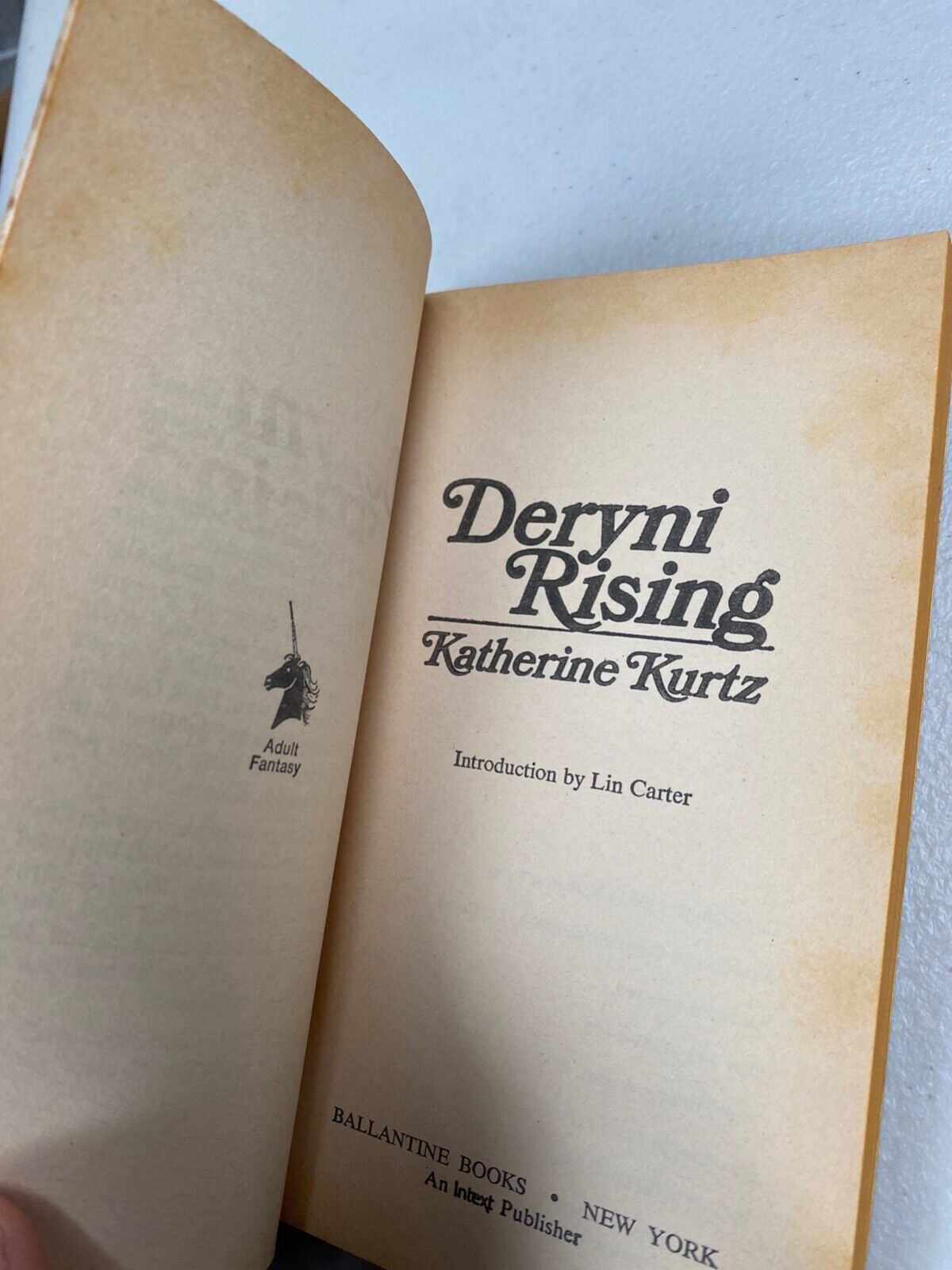 Deryni Rising by Katherine Kurtz 1970 Ballantine Paperback