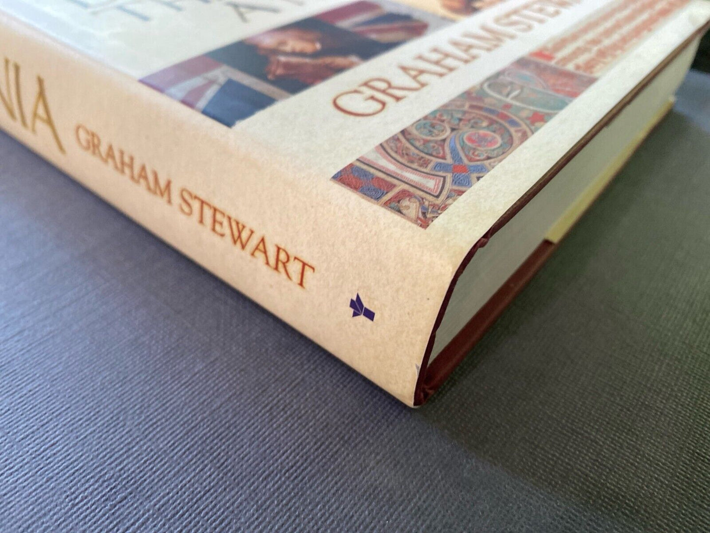 Britannia : 100 Documents That Shaped a Nation by Graham Stewart Hardcover