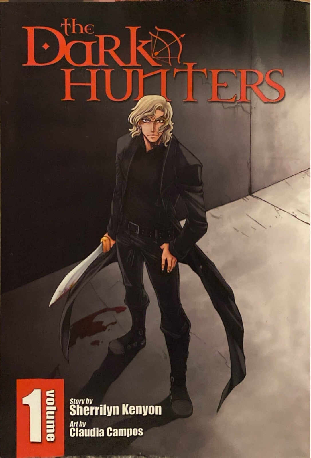 The Dark Hunters Volume 1 by Sherrilynn Kenyon & Claudia Campos Paperback