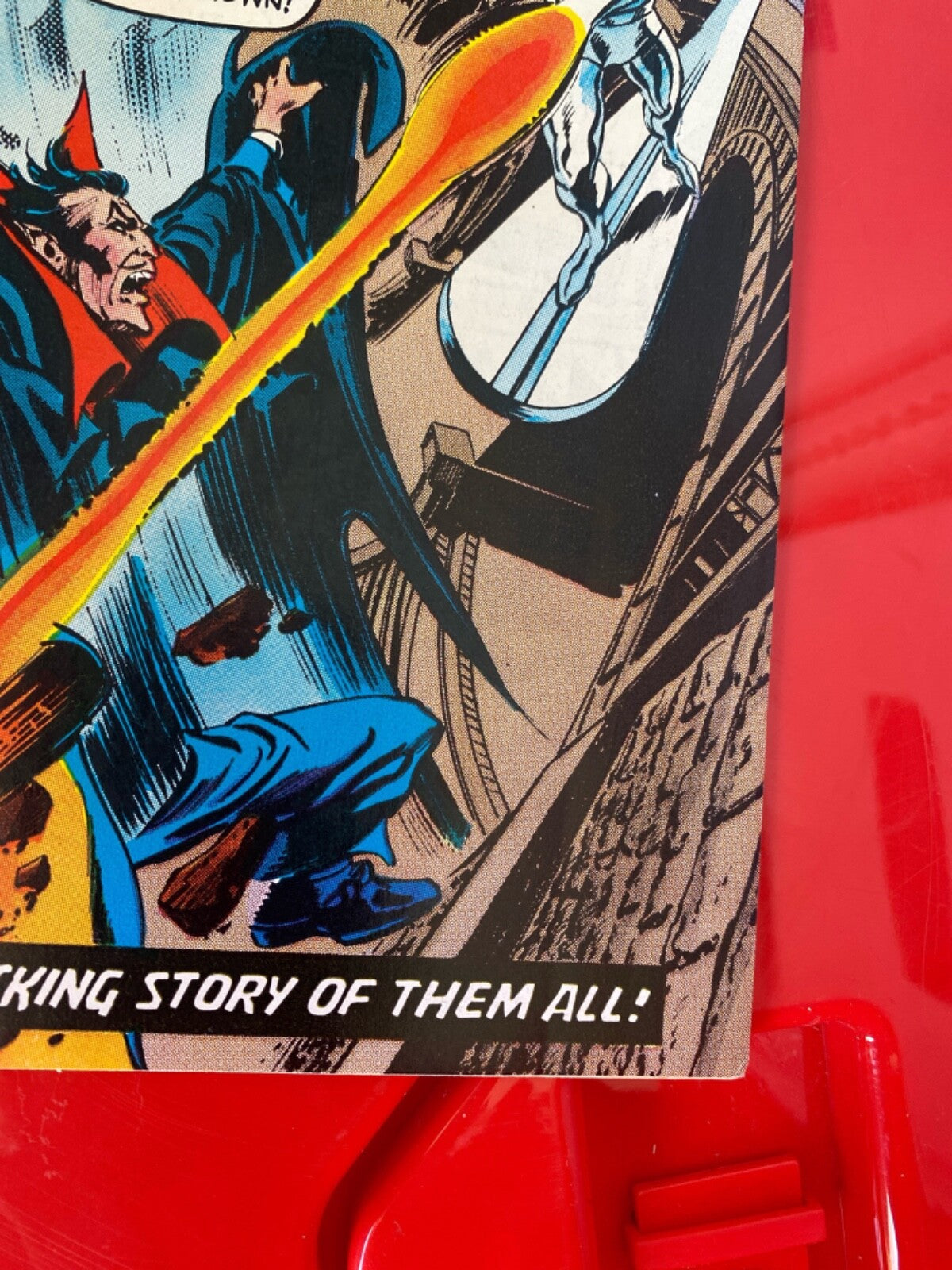 Marvel Comics Tomb of Dracula #50 Bronze Age 1976 Silver Surfer