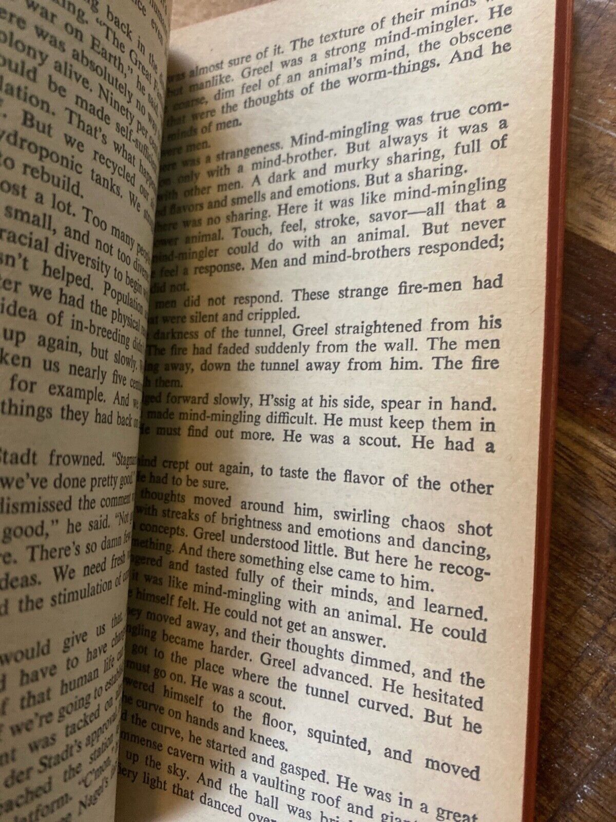 A Song For Lya by George R.R. Martin 1976 Avon 27581 Paperback First