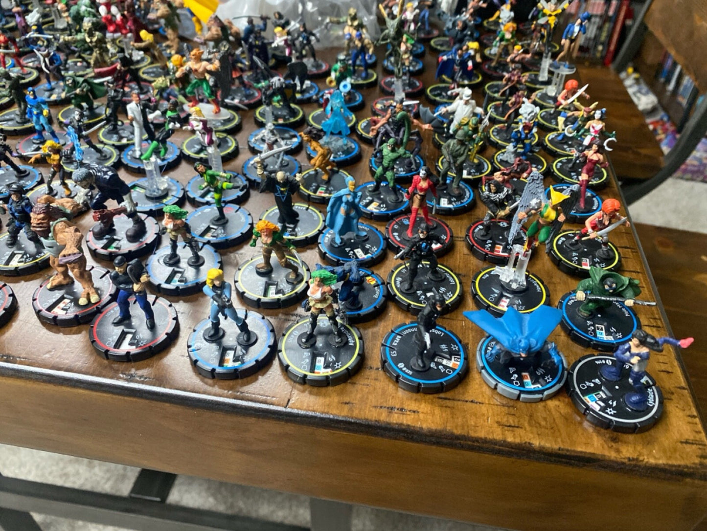 Large Lot 275 WizKids Heroclix Marvel DC Independent Hellboy Batman Rings