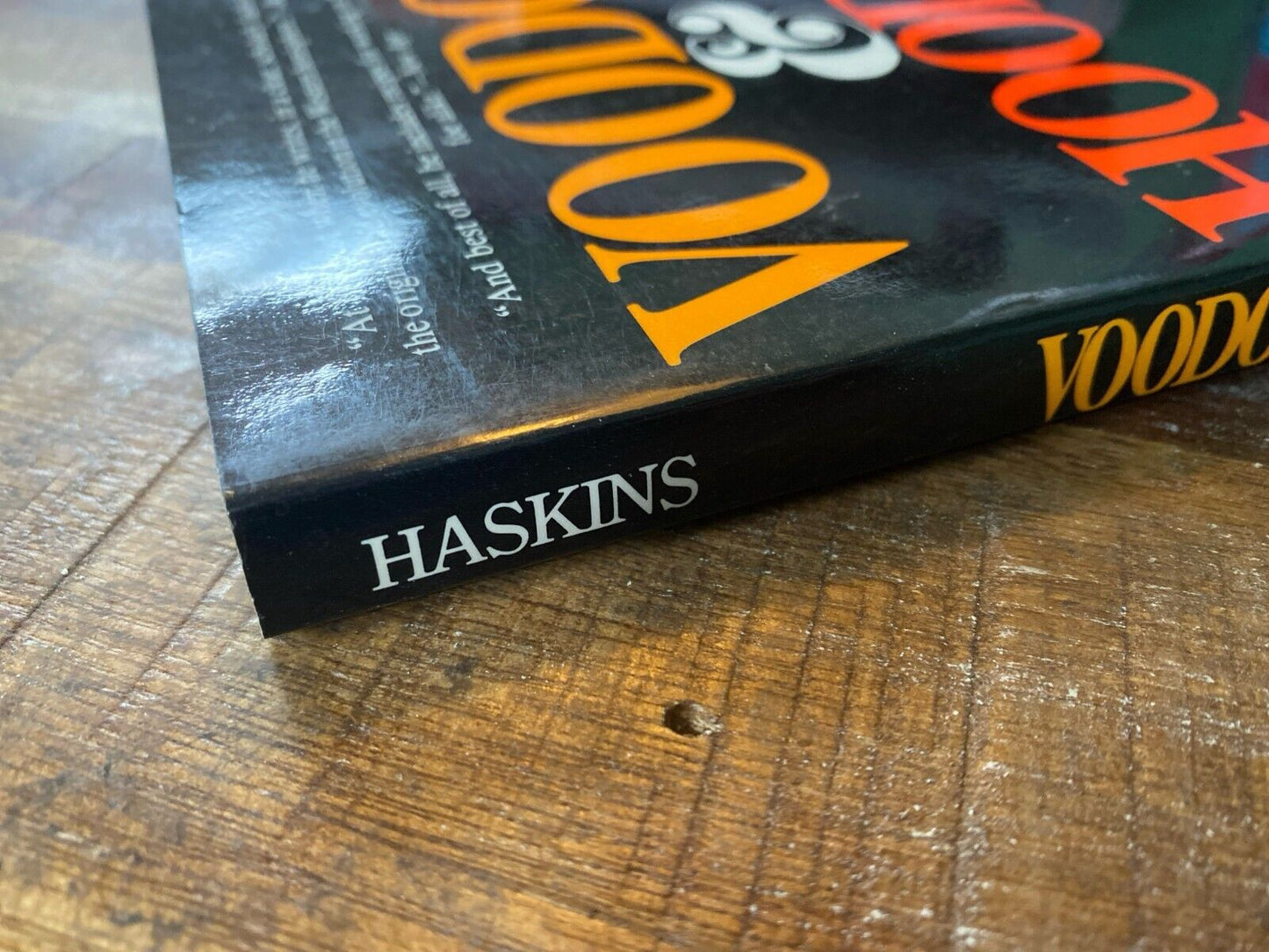 Voodoo & Hoodoo by JIm Haskins 1990 Scarborough House Paperback