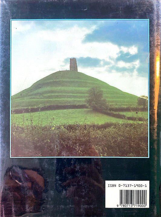 Warriors of Arthur by John Matthews & Bob Stewart 1987 Blandford Press Hardcover