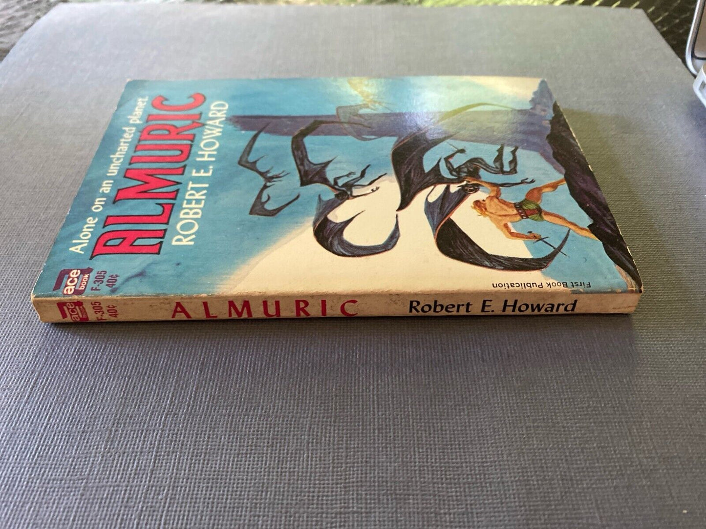 Almuric by Robert E. Howard 1964 Ace F-305 Paperback