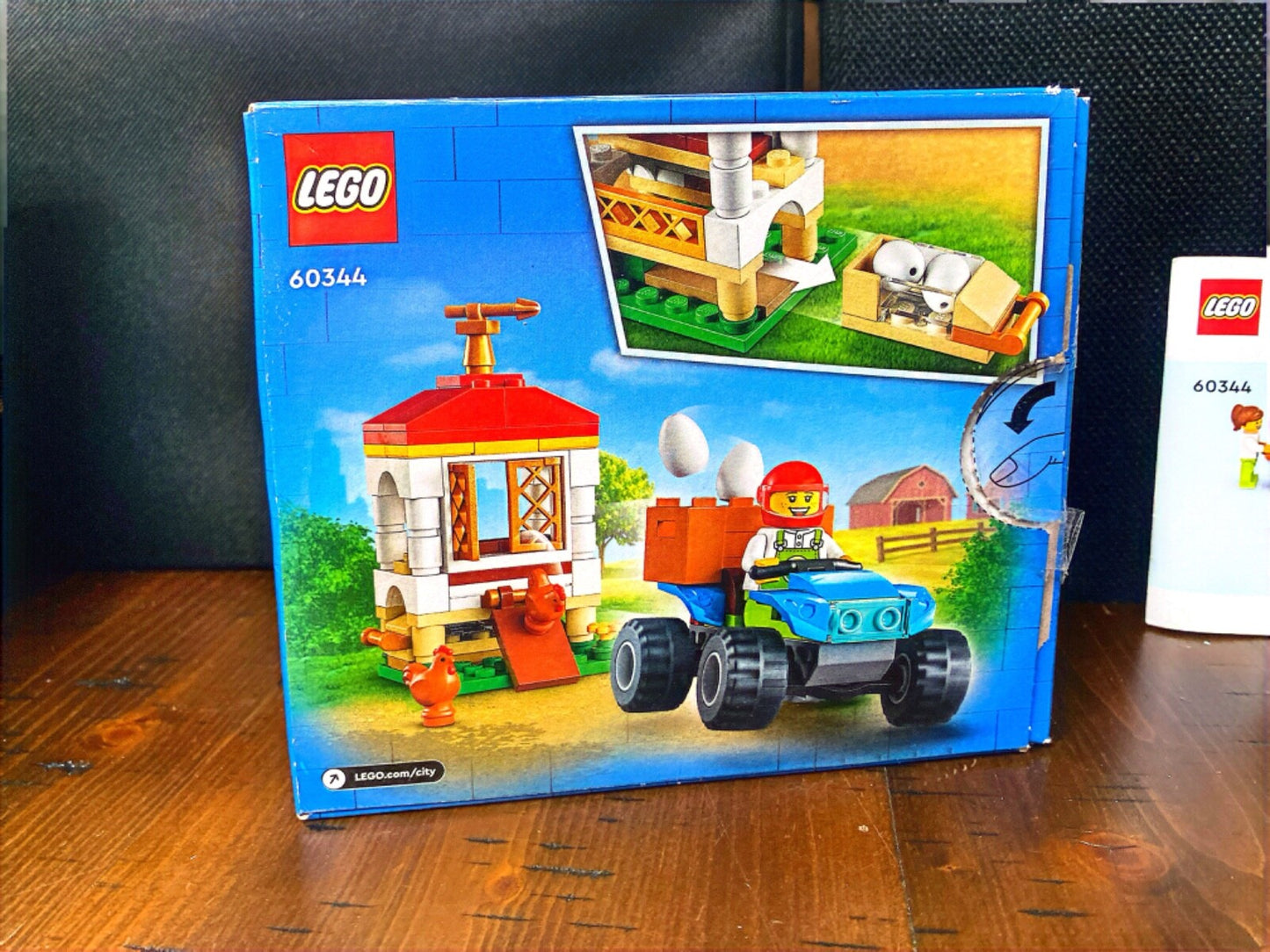 Lego City Chicken Henhouse 101 Pieces Set 60344 Complete Open Box