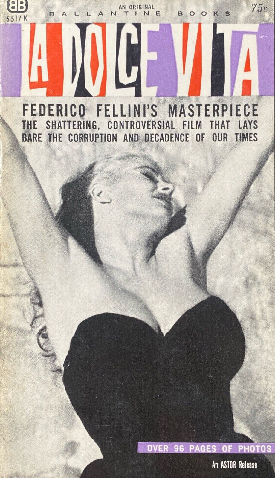 La Dolce Vita by Federico Fellini 1961 Ballantine S517K Paperback
