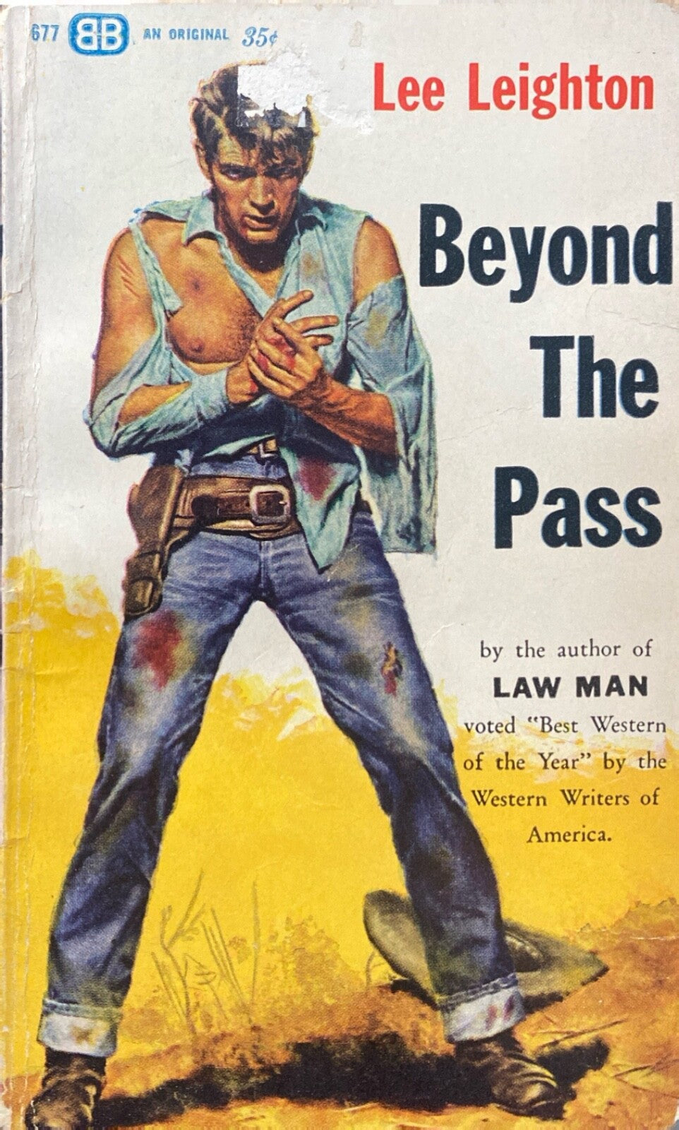 Beyond the Pass by Lee Leighton 1962 Ballantine 677 Paperback