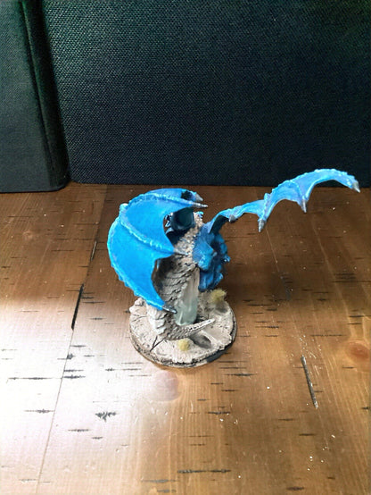Dungeons & Dragons Blue Dragon Minifigure Custom Paint