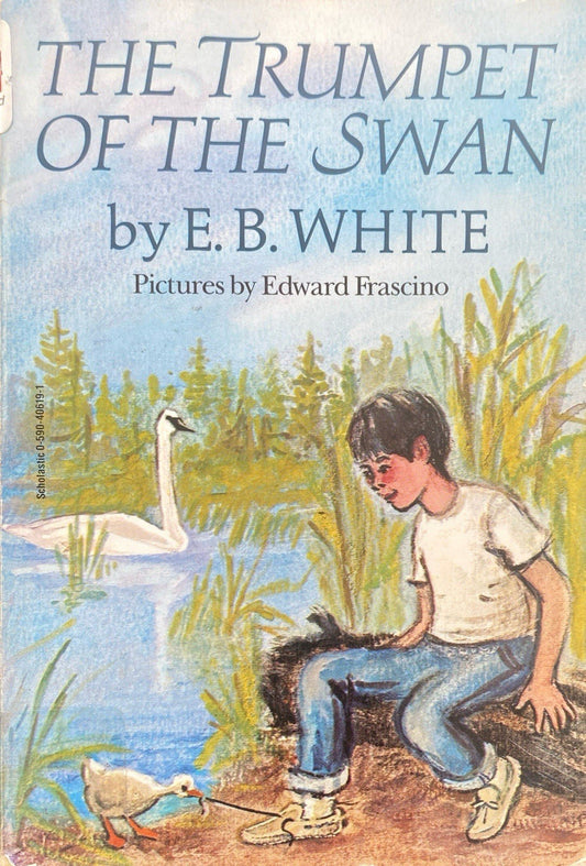 The Trumpet of the Swan by E.B. White Scholastic 1970 paperback ex-library