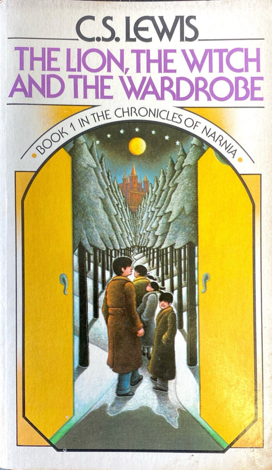 The Lion, the Witch and the Wardrobe by C.S. Lewis 1970 Collier Paperback