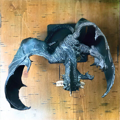 Dungeons & Dragons Limited Edition Gargantuan Black Dragon