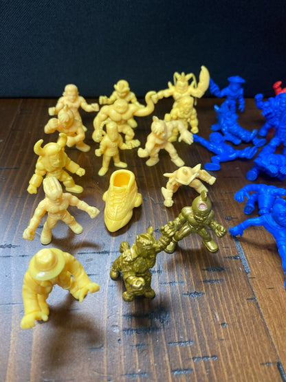 Ultimate Muscle Micro Wrestlers Vintage Lot of 60+ Figures
