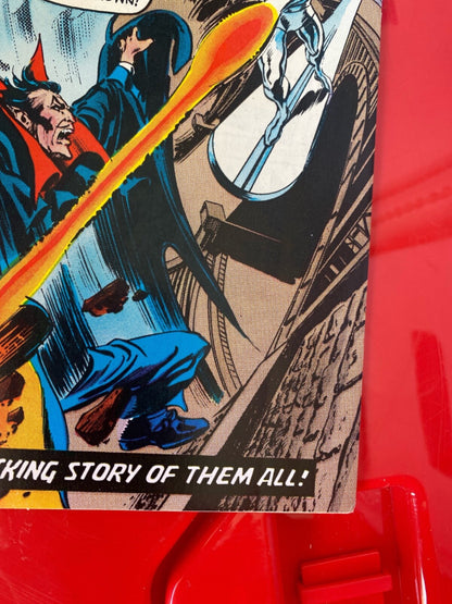 Marvel Comics Tomb of Dracula #50 Bronze Age 1976 Silver Surfer