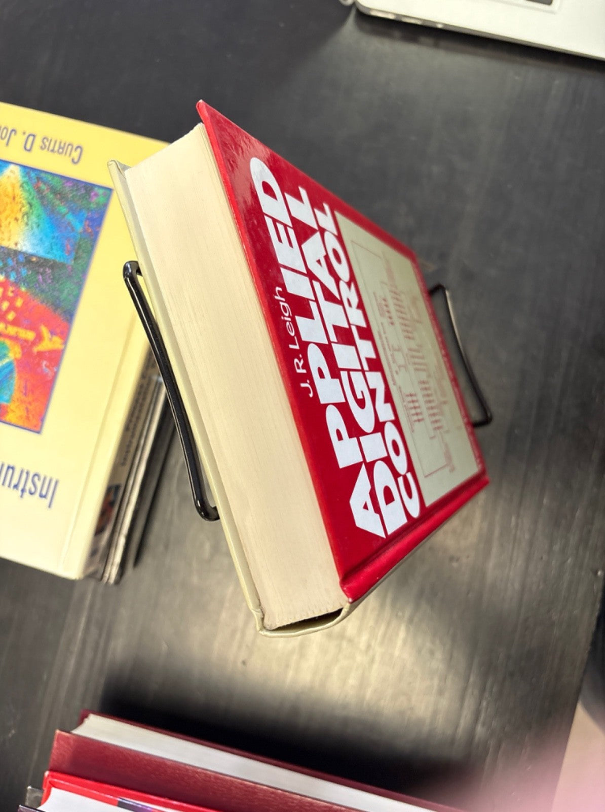 52caa2b2-93c8-4d06-a19e-40b55bf1fce9