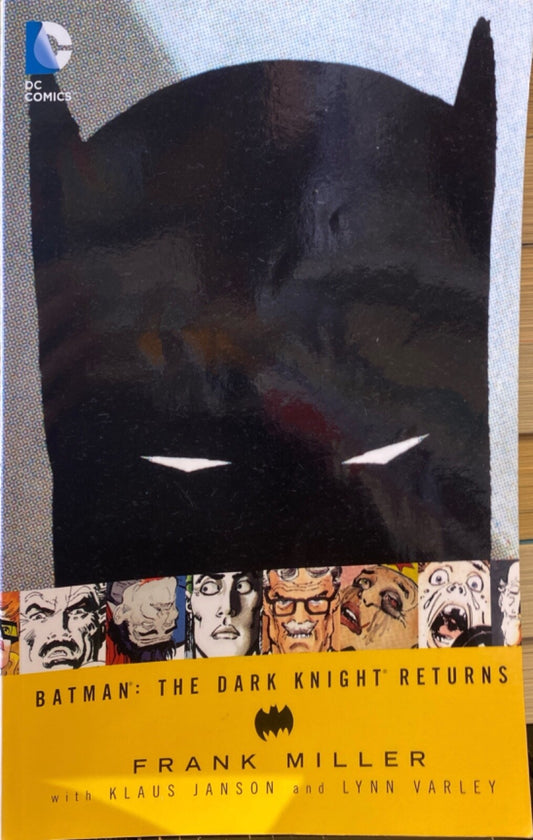 DC Comics Batman: The Dark Knight Returns 2002 Paperback