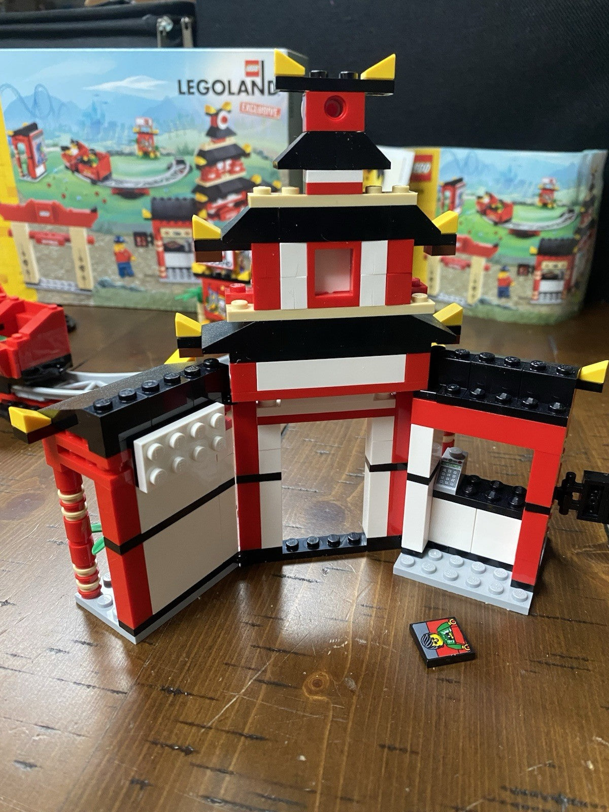 Lego Legoland Exclusive 400 Pieces, Set 40429 Complete Open Box