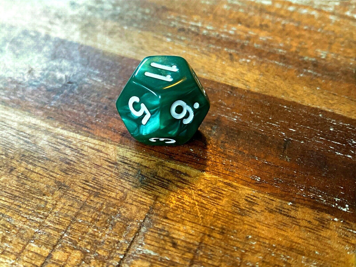 Set of 7 TTRPG Gaming Dice Dungeons & Dragons Pathfinder D20 Green Marble White