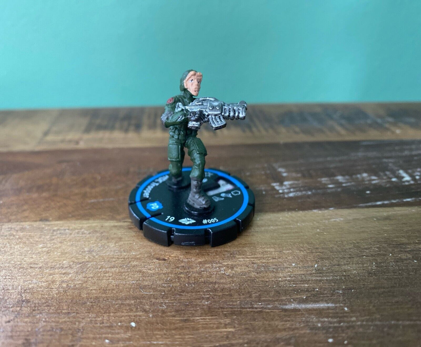 Heroclix DC Unleashed #005 HDC Trooper Experienced Blue