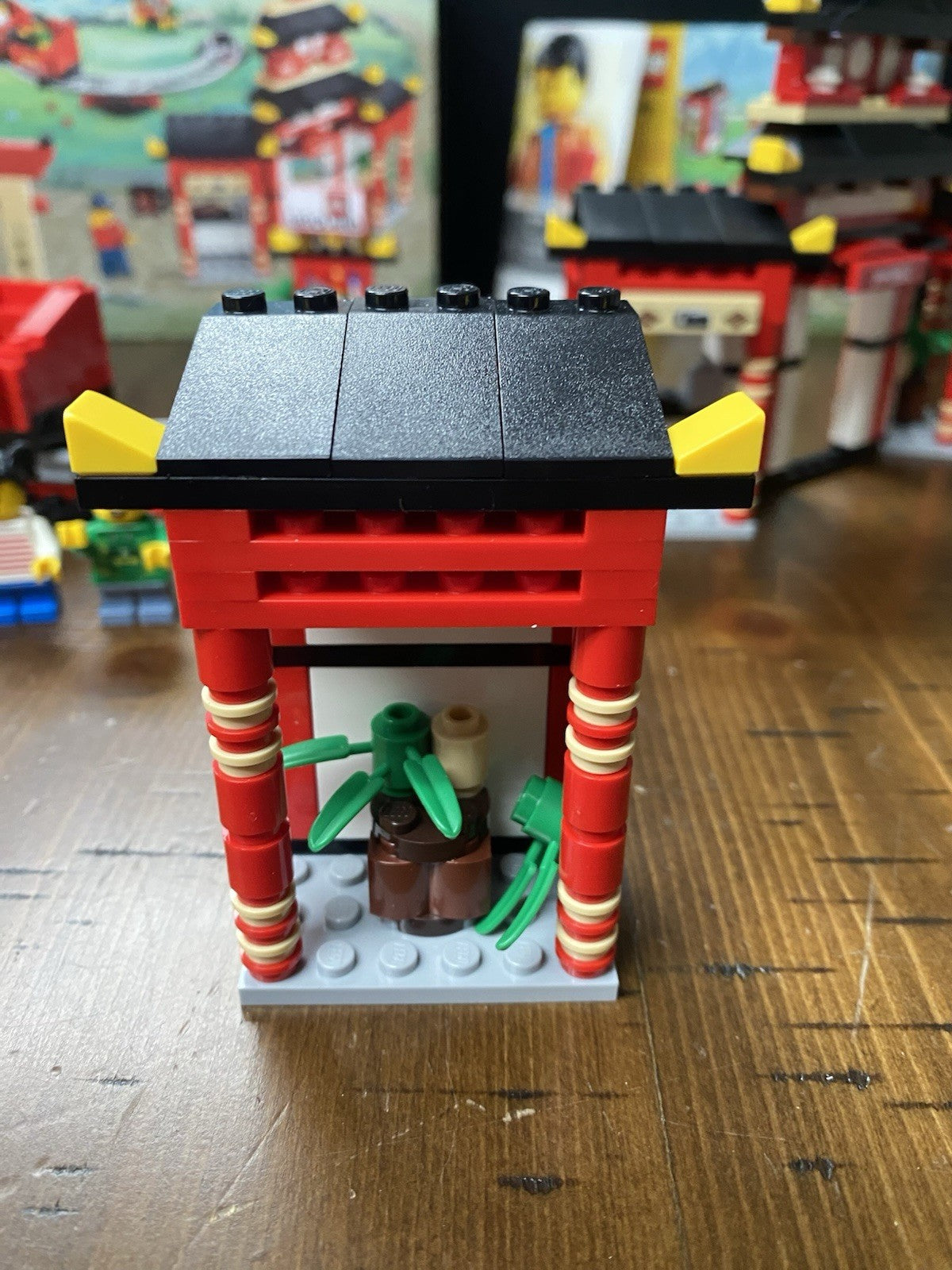 Lego Legoland Exclusive 400 Pieces, Set 40429 Complete Open Box