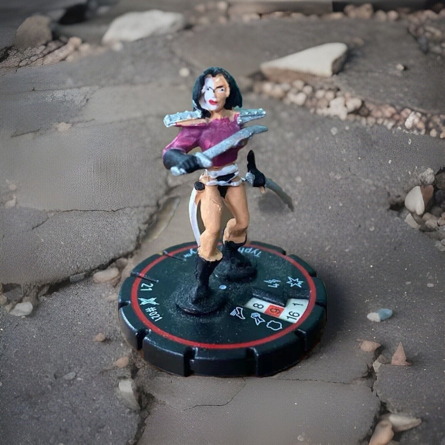 Heroclix Marvel Xplosion #021 Typhoid Mary Veteran Red