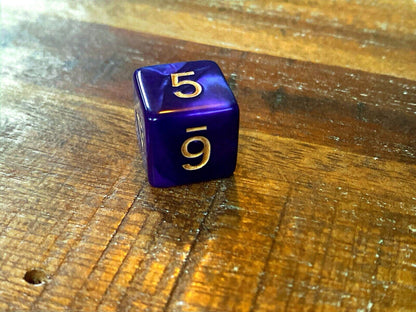 Set of 7 TTRPG Gaming Dice Dungeons & Dragons Pathfinder D20 Purple Marble Gold