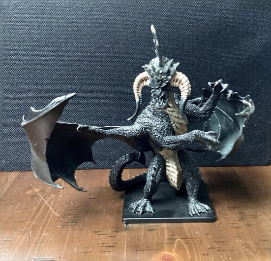 Dungeons & Dragons Limited Edition Gargantuan Black Dragon