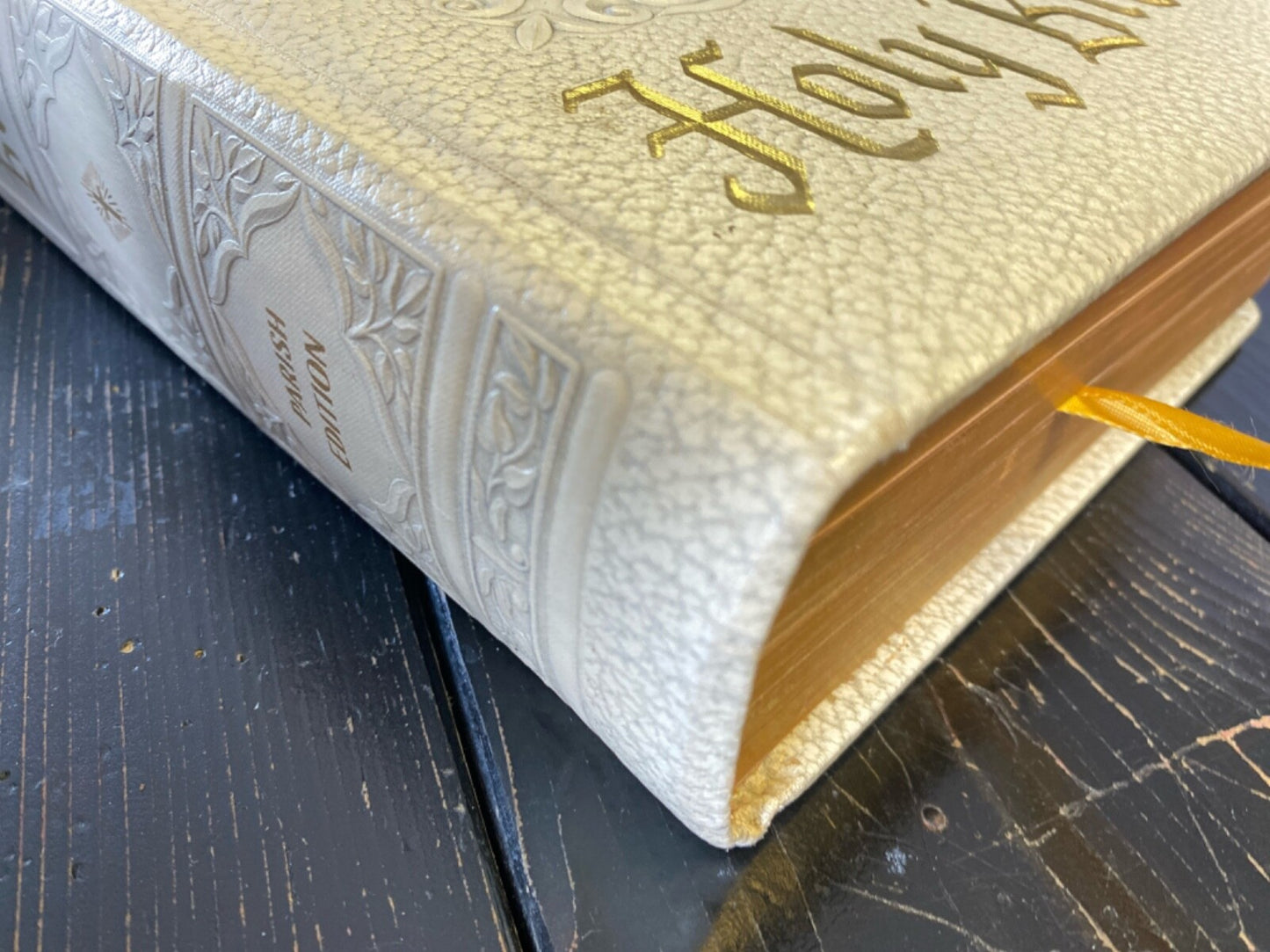 Holly Bible (Parish Edition) 1968 Catholic Bible Publishers leather-bound
