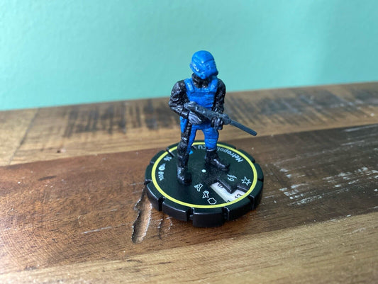 Heroclix DC Hypertime #004 Metropolis SCU Rookie Yellow