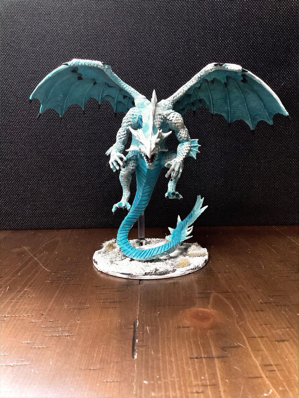 Dungeons & Dragons White Dragon Mini figure Custom Paint