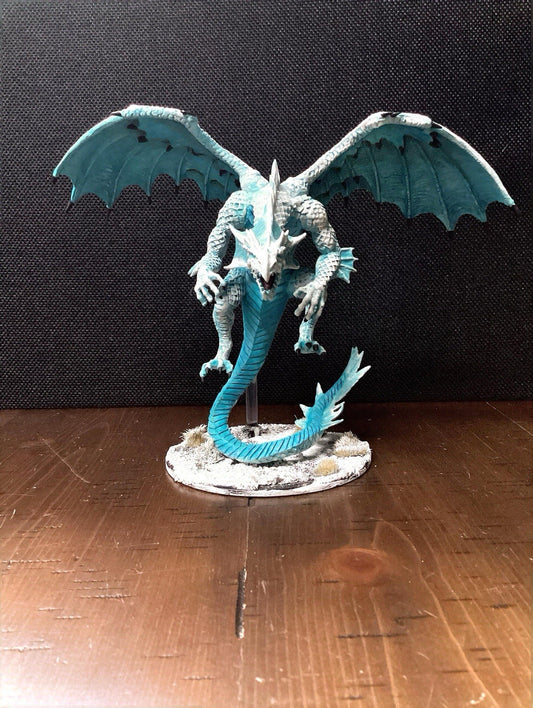 Dungeons & Dragons White Dragon Mini figure Custom Paint