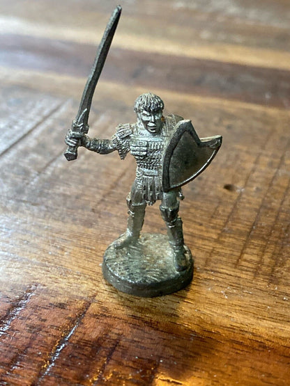 Mercenary Warrior TTRPG Tabletop Pewter Miniature  Ral Partha 1991 D&D 11-017