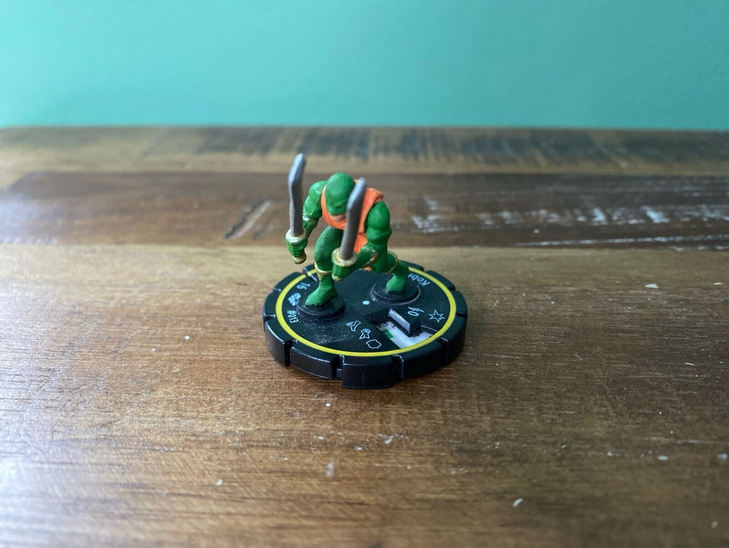 Heroclix DC Unleashed #013 Kobra Fanatic Rookie Yellow